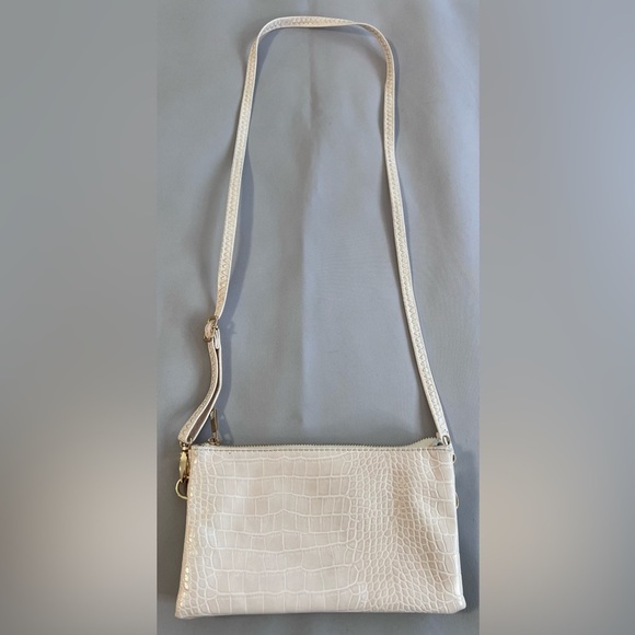 Caroline Hill '' Crossbody Wristlet Bag Vegan PU Non-Leather Beige - Picture 2 of 9